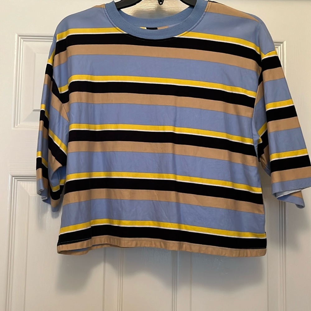 Bershka crop top size small.